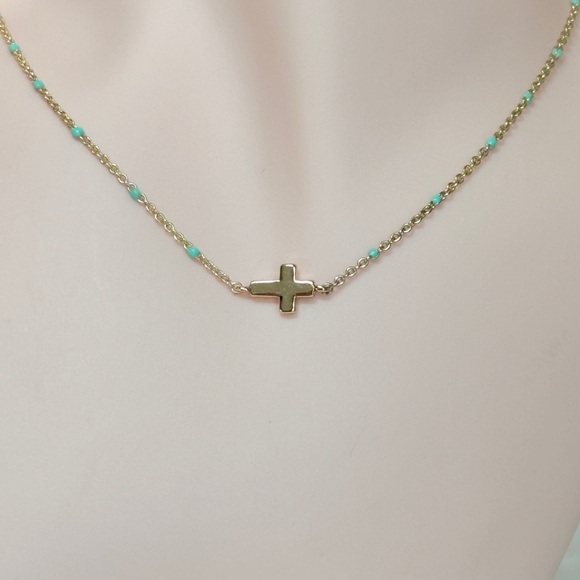 ⚜️ Gold and Turquoise Beaded Necklace - Picture 4 of 7